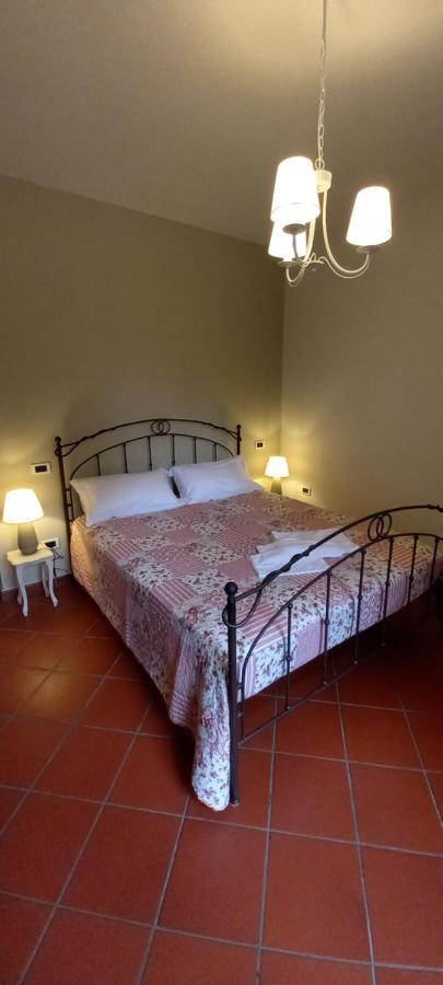 Villa Bagnole B&B - Holiday Apartments โลนาโต ภายนอก รูปภาพ